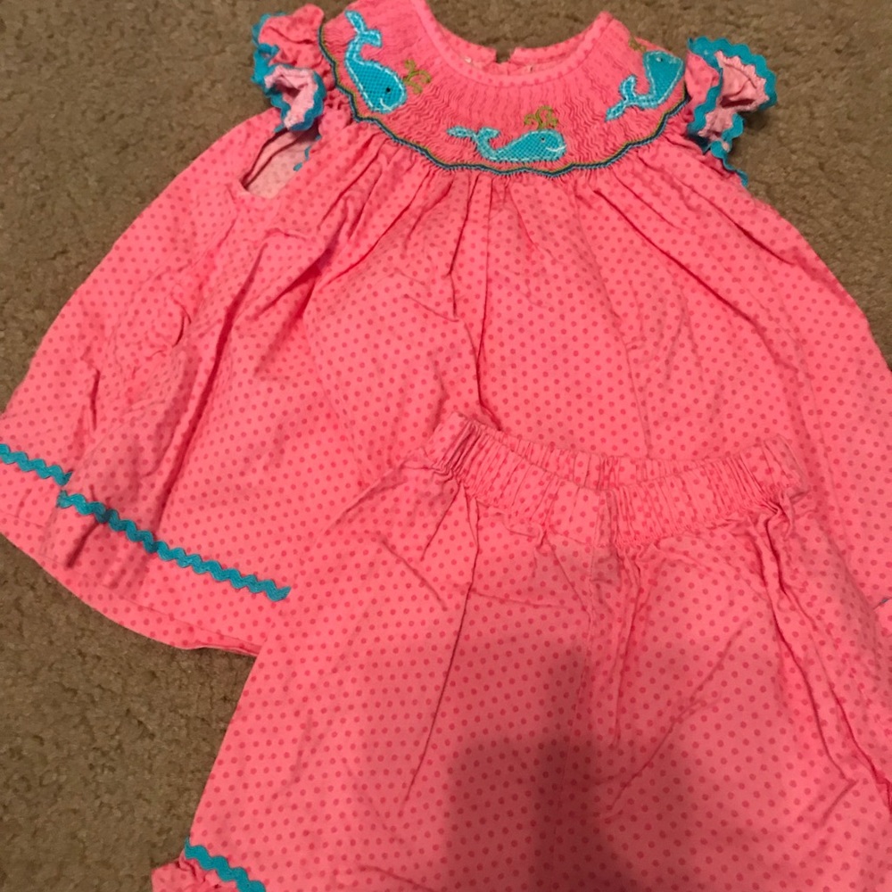 Beautiful 2 piece Smocked Whale outfit